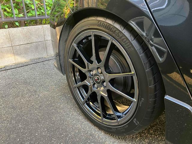 アクア Ｇ　Ｇ’ｓ　ドライブレコーダー　ＥＴＣ　バックカメラ　ナビ　ＴＶ　アルミホイール　オートライト　スマートキー　電動格納ミラー　ＣＶＴ　衝突安全ボディ　ＡＢＳ　ＣＤ　ＤＶＤ再生　Ｂｌｕｅｔｏｏｔｈ　エアコン（25枚目）