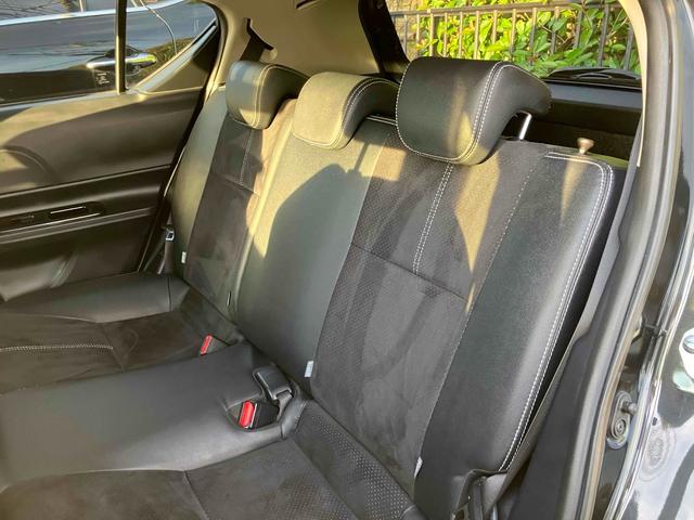 アクア Ｇ　Ｇ’ｓ　ドライブレコーダー　ＥＴＣ　バックカメラ　ナビ　ＴＶ　アルミホイール　オートライト　スマートキー　電動格納ミラー　ＣＶＴ　衝突安全ボディ　ＡＢＳ　ＣＤ　ＤＶＤ再生　Ｂｌｕｅｔｏｏｔｈ　エアコン（40枚目）