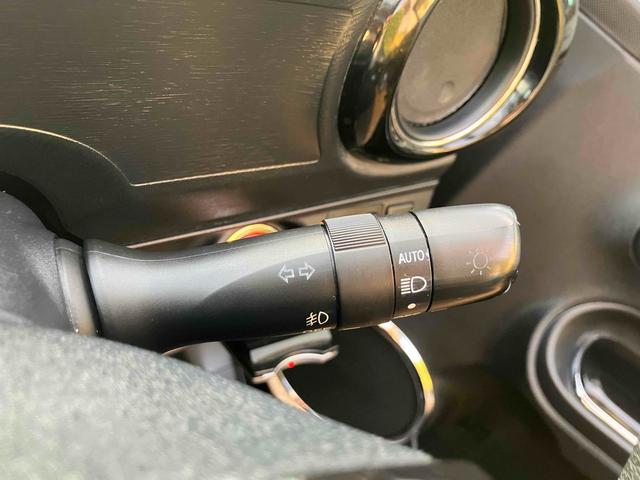 アクア Ｇ　Ｇ’ｓ　ドライブレコーダー　ＥＴＣ　バックカメラ　ナビ　ＴＶ　アルミホイール　オートライト　スマートキー　電動格納ミラー　ＣＶＴ　衝突安全ボディ　ＡＢＳ　ＣＤ　ＤＶＤ再生　Ｂｌｕｅｔｏｏｔｈ　エアコン（54枚目）