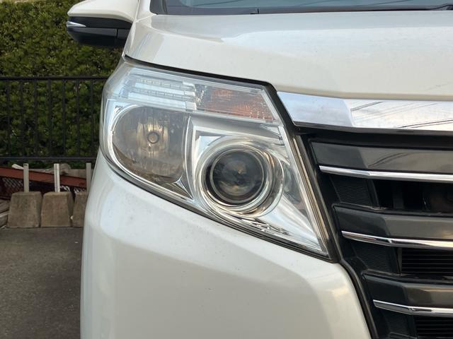 ノア ハイブリッドＸ　片側電動スライドドア　ナビ　テレビ　バックカメラ　ＥＴＣ　スマートキー　プッシュスタート　アイドリングストップ　ＬＥＤヘッドランプ　Ｂｌｕｅｔｏｏｔｈ接続（6枚目）