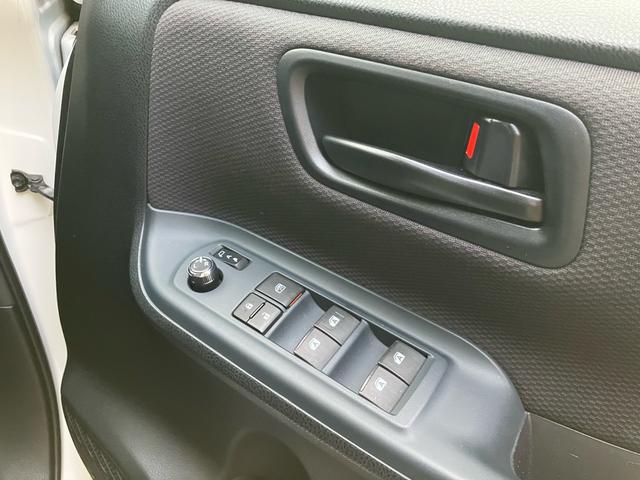 ノア ハイブリッドＸ　片側電動スライドドア　ナビ　テレビ　バックカメラ　ＥＴＣ　スマートキー　プッシュスタート　アイドリングストップ　ＬＥＤヘッドランプ　Ｂｌｕｅｔｏｏｔｈ接続（35枚目）