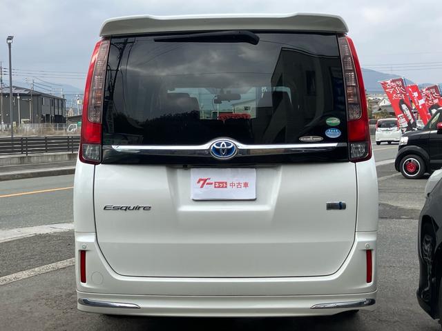 エスクァイア ハイブリッドＧｉ　両側電動スライドドア　ナビ　フルセグテレビ　バックカメラ　ＥＴＣ　アイドリングストップ　ドライブレコーダー　オートクルーズコントロール　Ｂｌｕｅｔｏｏｔｈ接続（11枚目）