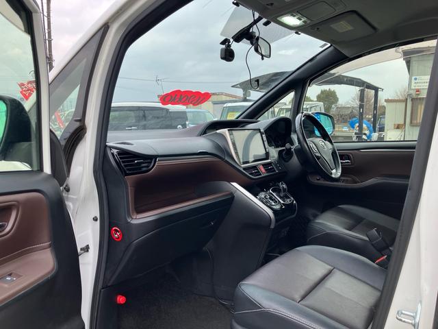 エスクァイア ハイブリッドＧｉ　両側電動スライドドア　ナビ　フルセグテレビ　バックカメラ　ＥＴＣ　アイドリングストップ　ドライブレコーダー　オートクルーズコントロール　Ｂｌｕｅｔｏｏｔｈ接続（31枚目）