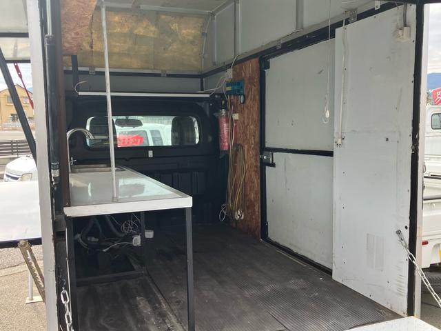 キャリイトラック 　特装ベース車　キッチンカー　シンク付　調理スペース有　換気扇　キーレスエントリー（13枚目）