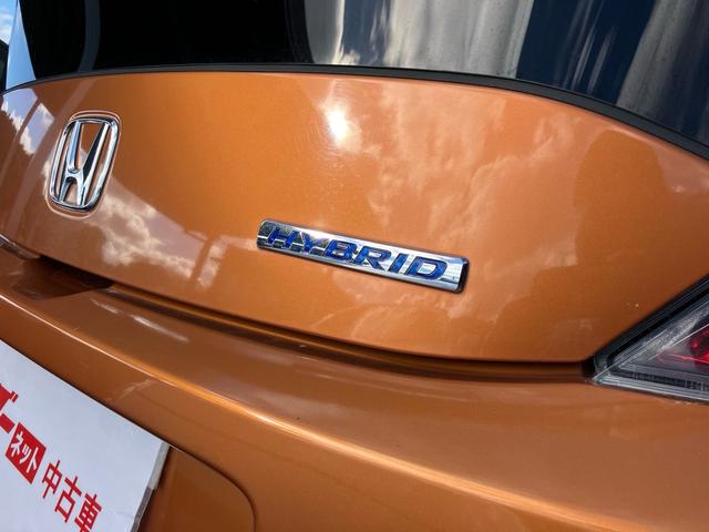 ＣＲ－Ｚ α　６速マニュアル　ナビ　テレビ　Ｂｌｕｅｔｏｏｔｈ接続　バックカメラ　ＥＴＣ　盗難防止システム　スマートキー　アイドリングストップ（9枚目）