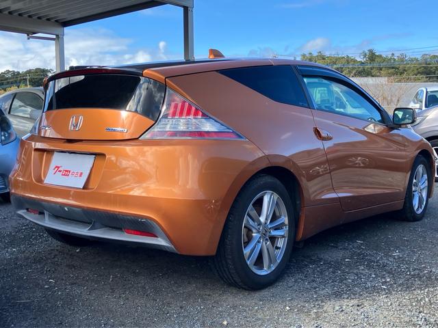ＣＲ－Ｚ α　６速マニュアル　ナビ　テレビ　Ｂｌｕｅｔｏｏｔｈ接続　バックカメラ　ＥＴＣ　盗難防止システム　スマートキー　アイドリングストップ（10枚目）