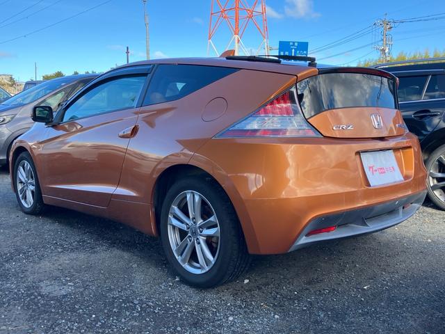 ＣＲ－Ｚ α　６速マニュアル　ナビ　テレビ　Ｂｌｕｅｔｏｏｔｈ接続　バックカメラ　ＥＴＣ　盗難防止システム　スマートキー　アイドリングストップ（11枚目）