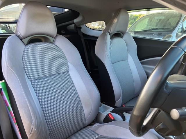 ＣＲ－Ｚ α　６速マニュアル　ナビ　テレビ　Ｂｌｕｅｔｏｏｔｈ接続　バックカメラ　ＥＴＣ　盗難防止システム　スマートキー　アイドリングストップ（29枚目）