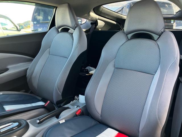 ＣＲ－Ｚ α　パナソニックナビ　テレビ　ドライブレコーダー　バックカメラ　ＥＴＣ　スマートキー　アイドリングストップ　盗難防止システム　パドルシフト　Ｂｌｕｅｔｏｏｔｈ接続（20枚目）