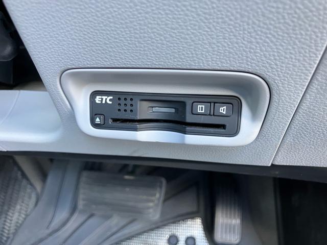 ＣＲ－Ｚ α　パナソニックナビ　テレビ　ドライブレコーダー　バックカメラ　ＥＴＣ　スマートキー　アイドリングストップ　盗難防止システム　パドルシフト　Ｂｌｕｅｔｏｏｔｈ接続（27枚目）