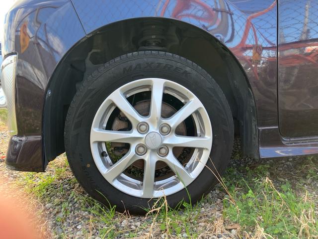 タント カスタムＸ　片側電動スライドドア　スマートキー　プッシュスタート　アイドリングストップ　衝突安全ボディ　ＬＥＤヘッドライト　ＥＴＣ（13枚目）