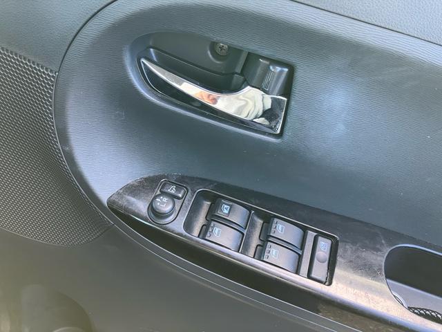 タント カスタムＸ　片側電動スライドドア　スマートキー　プッシュスタート　アイドリングストップ　衝突安全ボディ　ＬＥＤヘッドライト　ＥＴＣ（32枚目）