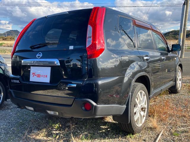エクストレイル ２０ＧＴ　６速マニュアル　ナビ　テレビ　バックカメラ　Ｂｌｕｅｔｏｏｔｈ接続　スマートキー　衝突安全ボディ　ＨＩＤライト　オートライト　盗難防止システム（10枚目）