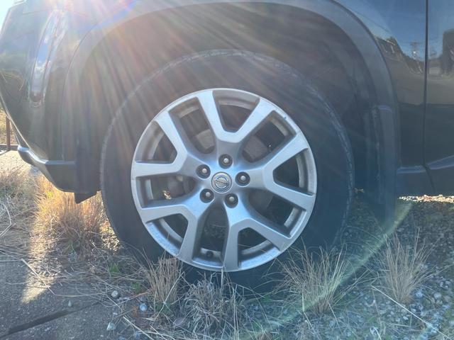 エクストレイル ２０ＧＴ　６速マニュアル　ナビ　テレビ　バックカメラ　Ｂｌｕｅｔｏｏｔｈ接続　スマートキー　衝突安全ボディ　ＨＩＤライト　オートライト　盗難防止システム（15枚目）