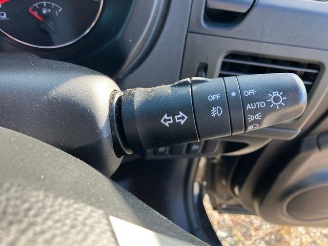 エクストレイル ２０ＧＴ　６速マニュアル　ナビ　テレビ　バックカメラ　Ｂｌｕｅｔｏｏｔｈ接続　スマートキー　衝突安全ボディ　ＨＩＤライト　オートライト　盗難防止システム（30枚目）