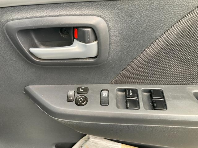ワゴンＲ ＦＸリミテッド　カロッツェリアＣＤデッキ　プッシュエンジンスタート　スマートキー　電格ドアミラーウィンカー　革巻きステアリング　ＥＴＣ　助手席収納ＢＯＸ　ベンチシート（9枚目）