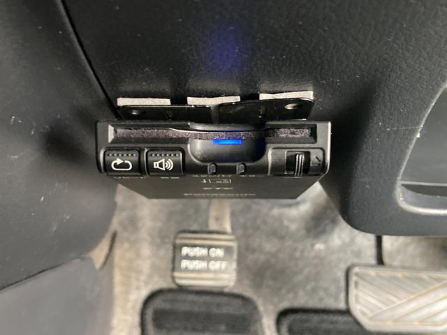 ワゴンＲ ＦＸリミテッド　カロッツェリアＣＤデッキ　プッシュエンジンスタート　スマートキー　電格ドアミラーウィンカー　革巻きステアリング　ＥＴＣ　助手席収納ＢＯＸ　ベンチシート（11枚目）