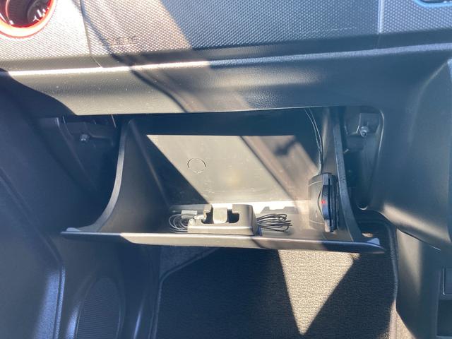 アルトターボRS ベースグレード ターボ 運転席シートヒーター 衝突軽減ブレーキ 前後ドライブレコーダー パナソニックナビ ワンセグTV Bluetooth再生 ETC ケンウッドナビ ワンセグTV 純正15インチアルミ(8枚目)