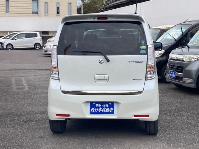 ワゴンＲスティングレー Ｊスタイル　後期モデル　特別仕様車　衝突軽減ブレーキ　前席シートヒーター　革巻きステアリングスイッチ　純正１５インチアルミホイール　オートライト　フォグランプ　ＨＩＤヘッドライト　プッシュエンジンスタート（3枚目）