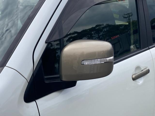 ワゴンＲスティングレー Ｊスタイル　後期モデル　特別仕様車　衝突軽減ブレーキ　前席シートヒーター　革巻きステアリングスイッチ　純正１５インチアルミホイール　オートライト　フォグランプ　ＨＩＤヘッドライト　プッシュエンジンスタート（6枚目）