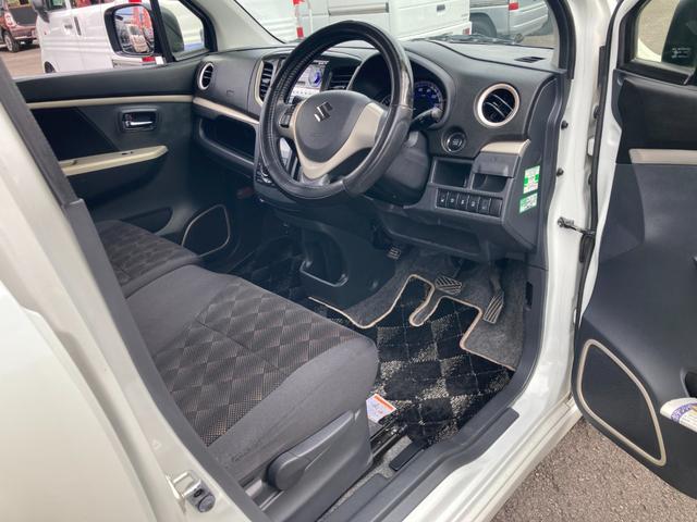 ワゴンＲスティングレー Ｊスタイル　後期モデル　特別仕様車　衝突軽減ブレーキ　前席シートヒーター　革巻きステアリングスイッチ　純正１５インチアルミホイール　オートライト　フォグランプ　ＨＩＤヘッドライト　プッシュエンジンスタート（20枚目）