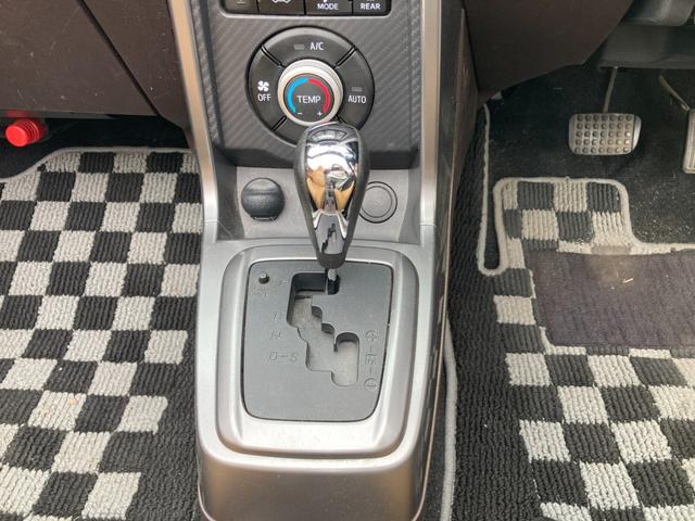 コペン ローブ　電動オープンカー　前席シートヒーター　ターボ　イージークローザー付きトランク　純正ナビ　フルセグ　Ｂｌｕｅｔｏｏｔｈ再生　ＳＤ再生　バックモニター　プッシュエンジンスタート　スマートキー　ＥＴＣ（17枚目）