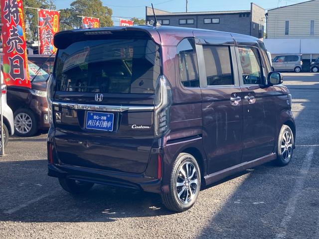 N-BOXカスタム G・Lホンダセンシング 衝突軽減ブレーキ ビルトインETC 車線逸脱アラート リアコーナーセンサー クルーズコントロール USBポート2.5A ロールサンシェード パナソニックナビ Bluetooth再生 フルセグTV(4枚目)