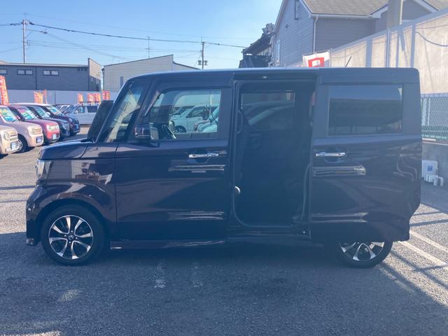 N-BOXカスタム G・Lホンダセンシング 衝突軽減ブレーキ ビルトインETC 車線逸脱アラート リアコーナーセンサー クルーズコントロール USBポート2.5A ロールサンシェード パナソニックナビ Bluetooth再生 フルセグTV(6枚目)