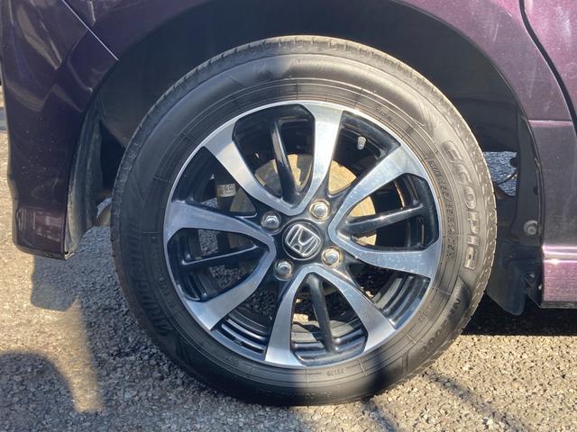 N-BOXカスタム G・Lホンダセンシング 衝突軽減ブレーキ ビルトインETC 車線逸脱アラート リアコーナーセンサー クルーズコントロール USBポート2.5A ロールサンシェード パナソニックナビ Bluetooth再生 フルセグTV(29枚目)