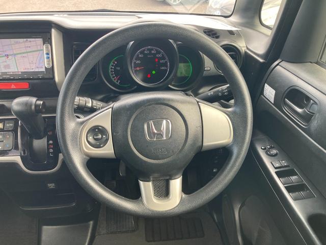 Ｎ－ＢＯＸ Ｇ　ＳＳパッケージ　特別仕様車　衝突軽減ブレーキ　Ｂｌｕｅｔｏｏｔｈ再生　アレルクリーンシート　ＥＴＣ　ステアリングスイッチ　スマートキー　ギャザズナビ　ワンセグＴＶ　バックモニター　両側パワースライドドア（9枚目）