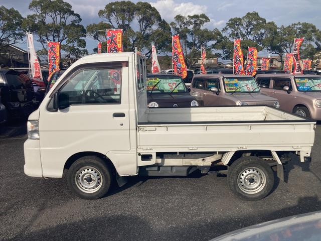 ハイゼットトラック エアコン・パワステスペシャルVS 4WD 5MT エアコン パワステ 三方開 作業灯 純正ラジオ ヘッドライトレベライザー(5枚目)