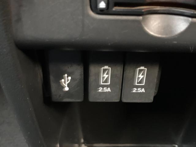 Ｎ－ＷＧＮカスタム Ｇ　ＳＳ２トーンカラースタイルパッケージ　ダウンサス　後期モデル　衝突軽減ブレーキ　クルーズコントロール　デジタルインナーミラー　ＵＳＢポート　バックモニター　ビルトインＥＴＣ　Ｂｌｕｅｔｏｏｔｈ再生　オートリトラミラー（18枚目）