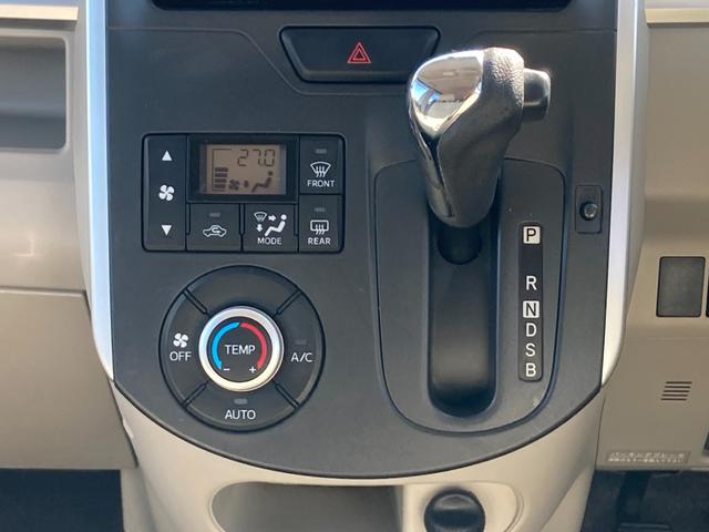 タント Ｘ　センターピラーレス　両側スライド片側パワー　純正ナビ　フルセグ　Ｂｌｕｅｔｏｏｔｈ再生　ＳＤ動画再生　ＳＤ再生　ステアリングスイッチ　ロールサンシェード　アイドリングストップ　オートライト（8枚目）
