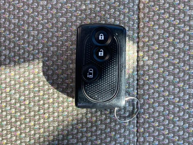 タント Ｘ　センターピラーレス　両側スライド片側パワー　純正ナビ　フルセグ　Ｂｌｕｅｔｏｏｔｈ再生　ＳＤ動画再生　ＳＤ再生　ステアリングスイッチ　ロールサンシェード　アイドリングストップ　オートライト（21枚目）