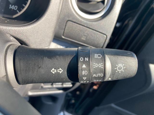 デイズルークス ハイウェイスター　Ｘ　Ｇパッケージ　後期モデル　デュアルスイッチ付き　両側電動スライドア　サンシェード　シートバックモニター　アラウンドビューモニター・オートライト　バックモニター　　タッチパネル式オートエアコン　スマートキー（15枚目）