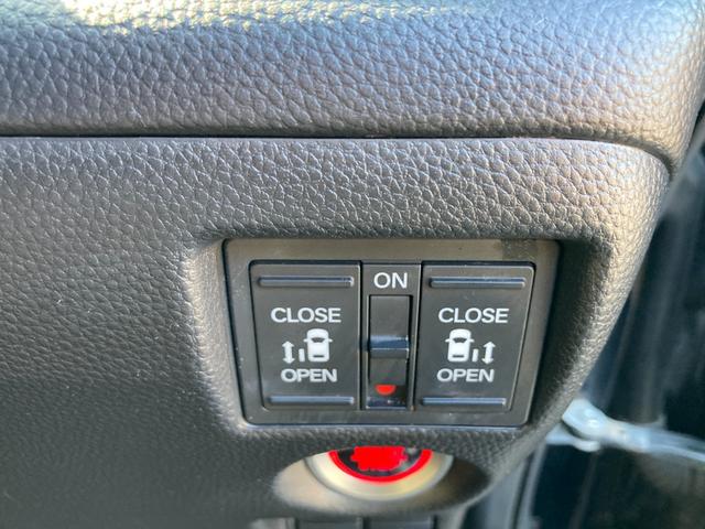 Ｎ－ＢＯＸカスタム Ｇ・Ｌホンダセンシング　衝突軽減ブレーキ　クルーズコントロール　車線逸脱アラート　カロッツェリアナビ　フルセグＴＶ　ＤＶＤビデオ再生　ＨＤＭＩ対応　ＵＳＢポート　フォグランプ　両側パワースライドドア　ビルトインＥＴＣ（11枚目）