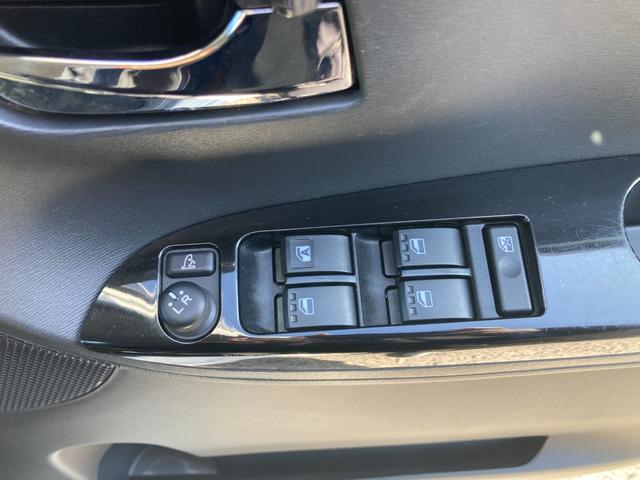 タント カスタムＸ　センターピラーレス　助手席スーパースライドシート　バックモニター　両側スライド片側パワードア　プッシュエンジンスタート　スマートキー　ＫＥＮＷＯＯＤナビ　フルセグＴＶ　Ｂｌｕｅｔｏｏｔｈ再生　ＤＶＤ（11枚目）