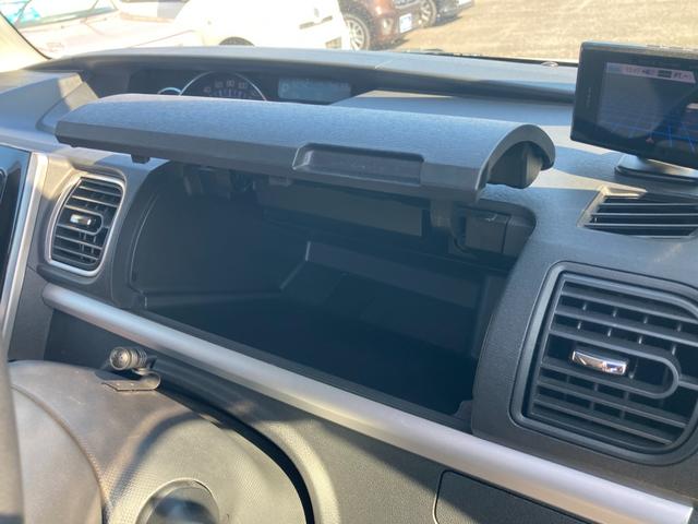 タント カスタムＸ　センターピラーレス　助手席スーパースライドシート　バックモニター　両側スライド片側パワードア　プッシュエンジンスタート　スマートキー　ＫＥＮＷＯＯＤナビ　フルセグＴＶ　Ｂｌｕｅｔｏｏｔｈ再生　ＤＶＤ（16枚目）