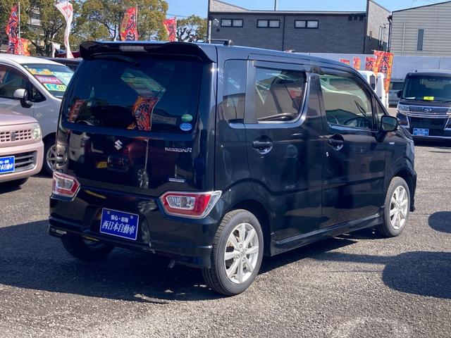 ワゴンＲ ハイブリッドＦＺ　パナソニックナビ　フルセグＴＶ　Ｂｌｕｅｔｏｏｔｈ再生　ＤＶＤビデオ再生　運転席シートヒーター　室内灯ＬＥＤ　オートライト　フォグランプ　スマートキー　アイドリングストップ　プッシュエンジンスタート（4枚目）