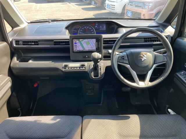 ワゴンＲ ハイブリッドＦＺ　パナソニックナビ　フルセグＴＶ　Ｂｌｕｅｔｏｏｔｈ再生　ＤＶＤビデオ再生　運転席シートヒーター　室内灯ＬＥＤ　オートライト　フォグランプ　スマートキー　アイドリングストップ　プッシュエンジンスタート（6枚目）