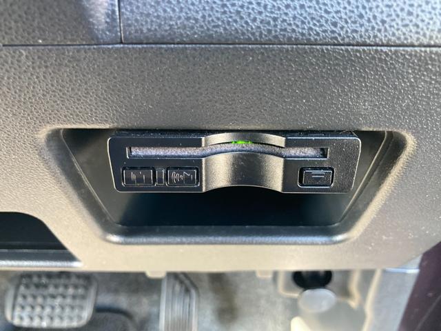 タント カスタムＸ　トップエディションリミテッドＳＡＩＩＩ　後期モデル　衝突軽減ブレーキ　車線逸脱アラート　オートハイビーム　運転席シートヒーター　センターピラーレス　ハーフレザーシート　ダイヤトーンナビ　フルセグＴＶ　Ｂｌｕｅｔｏｏｔｈ再生　全方位モニター（13枚目）