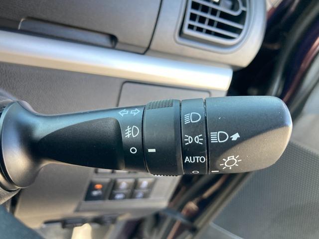 タント カスタムＸ　トップエディションリミテッドＳＡＩＩＩ　後期モデル　衝突軽減ブレーキ　車線逸脱アラート　オートハイビーム　運転席シートヒーター　センターピラーレス　ハーフレザーシート　ダイヤトーンナビ　フルセグＴＶ　Ｂｌｕｅｔｏｏｔｈ再生　全方位モニター（14枚目）