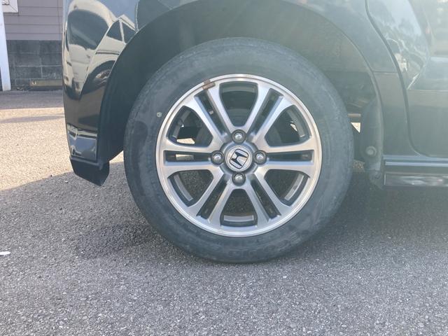 Ｎ－ＢＯＸカスタム Ｇ　ＳＳパッケージ　特別仕様車　衝突軽減ブレーキ　両側パワースライドドア　プッシュスタート　スマートキー　リアアームレスト　フォグランプ　オートライト　純正１４インチアルミ　アイドリングストップ　ＥＴＣ（25枚目）