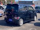 ワゴンＲ ハイブリッドＦＺ　パナソニックナビ　フルセグＴＶ　Ｂｌｕｅｔｏｏｔｈ再生　ＤＶＤビデオ再生　運転席シートヒーター　室内灯ＬＥＤ　オートライト　フォグランプ　スマートキー　アイドリングストップ　プッシュエンジンスタート（4枚目）