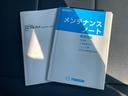 バスター　５速ＭＴ車　ハイルーフ　ＥＭＢＥＬＹアルミホイール　両側スライドドア　純正ＣＤオーディオ　ＭＤ再生　エアコン　パワステ　キーレスエントリー　雨バイザー　クラッツィオ黒革調シートカバー（14枚目）