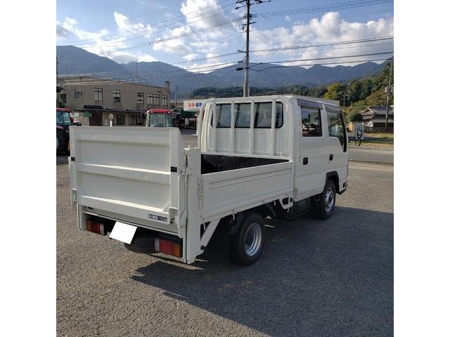 タイタントラック 　ダブルキャブ　パワーケート付　荷台鉄板張り　パワーゲート昇降能力６００ｋｇ　積載量１４５０ｋｇ（5枚目）