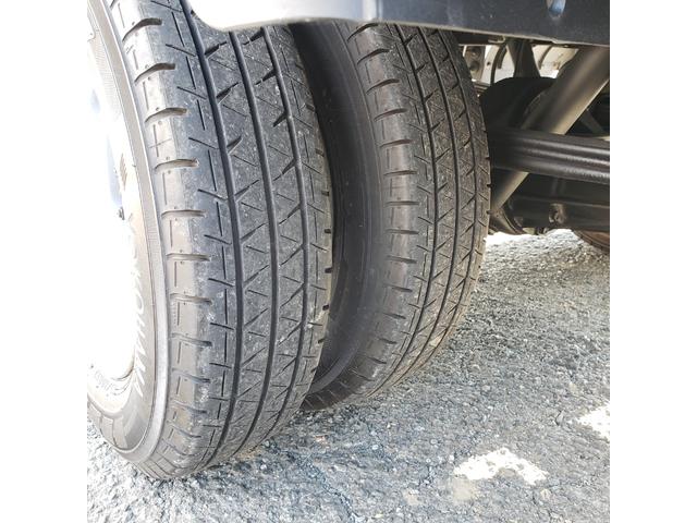 タイタントラック 　ダブルキャブ　パワーケート付　荷台鉄板張り　パワーゲート昇降能力６００ｋｇ　積載量１４５０ｋｇ（14枚目）