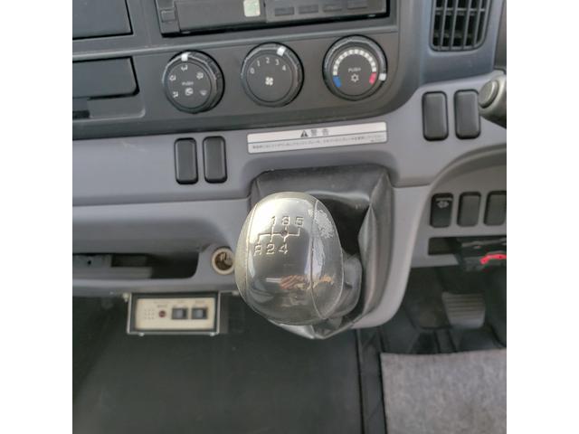 キャンター 　ラジコン付き２台積積載車ウインチ付（25枚目）