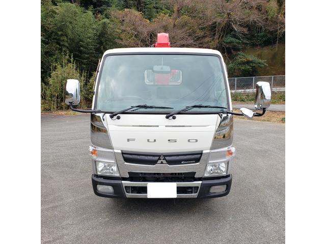 キャンター 　４段ラジコン付きクレーン車リアジャッキ付差し違いアウトリガー（2枚目）