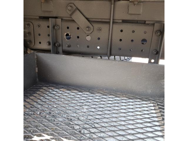 キャンター 4段ラジコン付きクレーン車 差し違いアウトリガー ICターボ 荷台鉄板張り(11枚目)